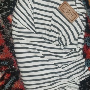 Tuck and Bundle Ezra Wrap